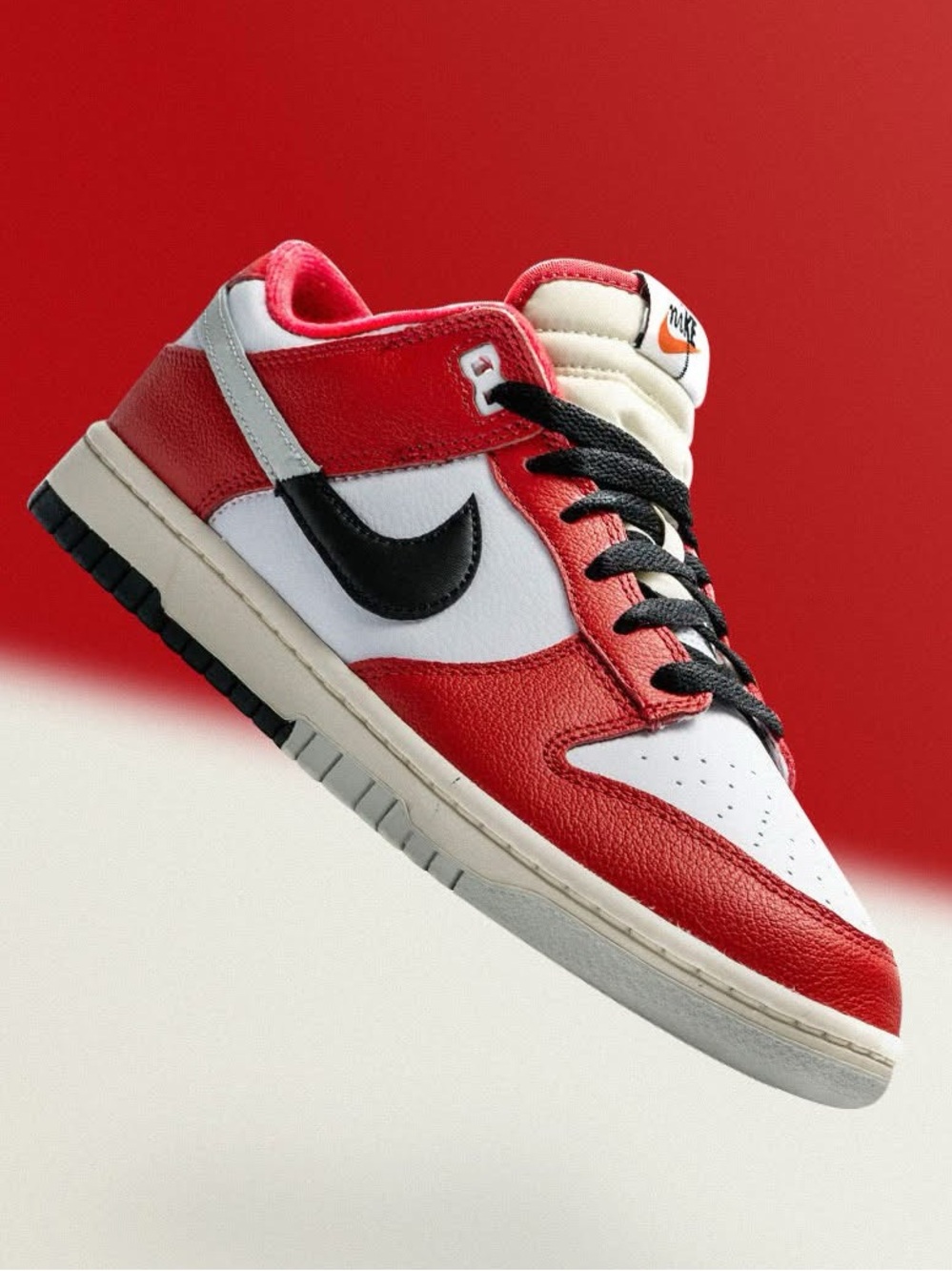 Size 8 Nike Dunk Low Chicago Split (DZ2536-600)